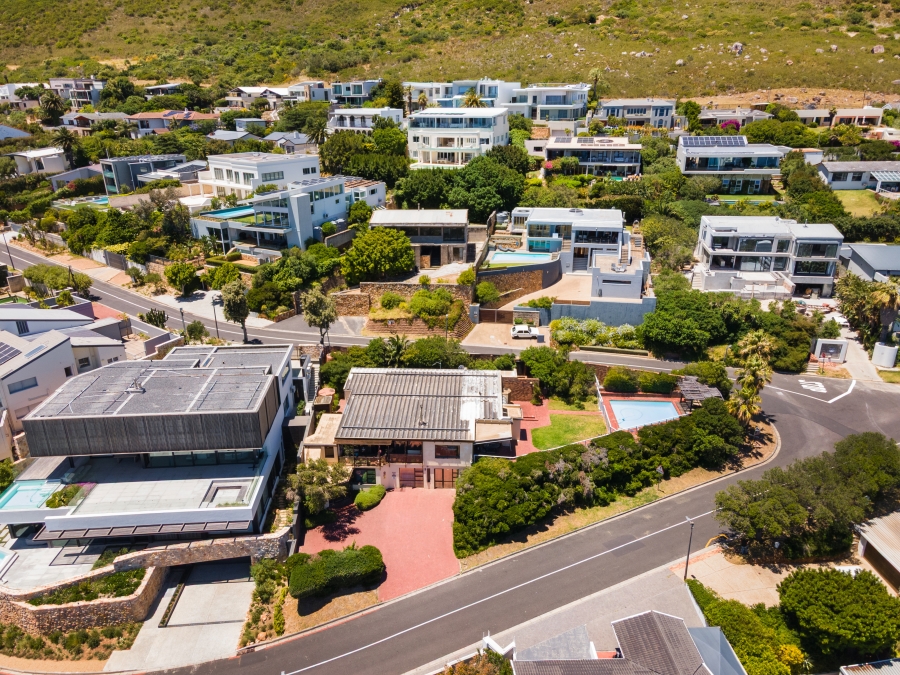 4 Bedroom Property for Sale in Camps Bay Western Cape